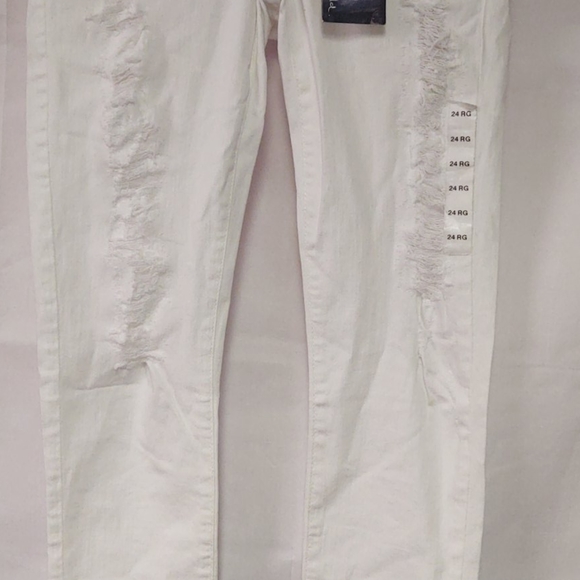 Guess Daredevil Skinny white destroyed jea… - Picture 5 of 16